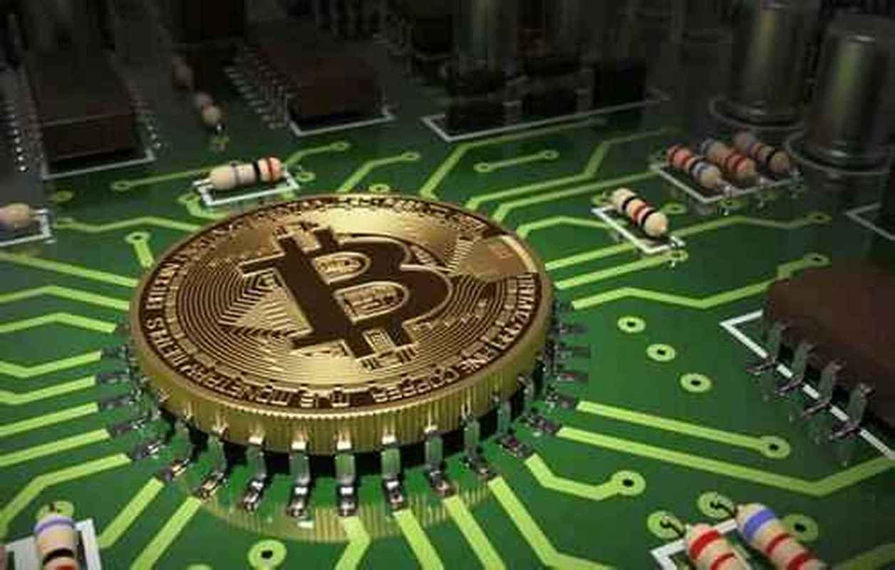 An illustration of a high-end mining rig optimized for various cryptocurrencies, highlighting custom hosting benefits